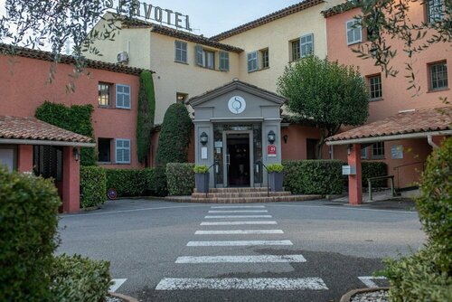 Servotel Castagniers, Забронировать Отель Кастанье Приморские Альпы