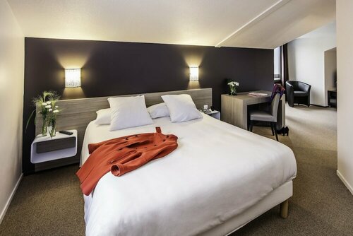 Hotel Loreak, Забронировать Отель Байонна French Basque Country