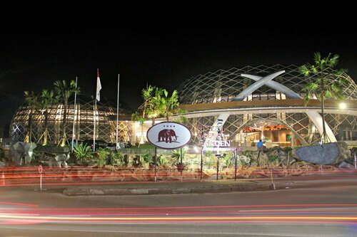 Royal Safari Garden Resort & Convention, Book Ferieresort 4-stjernede hoteller i Cisarua, 4*