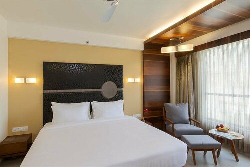 Hotel Cosmopolitan, Забронировать Отель Наваррангпура Ахмадабад