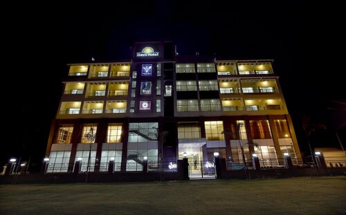 Days Hotel by Wyndham Neemrana Jaipur Highway, Boek Hotel Hotels in Rajasthan met zwembad, Zwembad