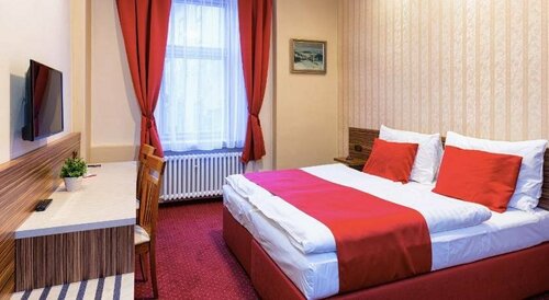 Hotel Continental, Забронировать Отель Пльзень Пльзень