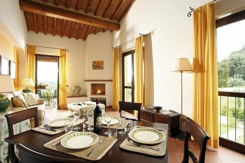 Il Borgo di Villa Bossi-Pucci, Забронировать Вилла Отели Монтеспертоли с бассейном, Бассейн