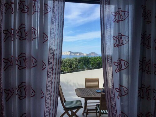 Villa Il Gabbiano, Varaa Villa Ponzansaari Pontine