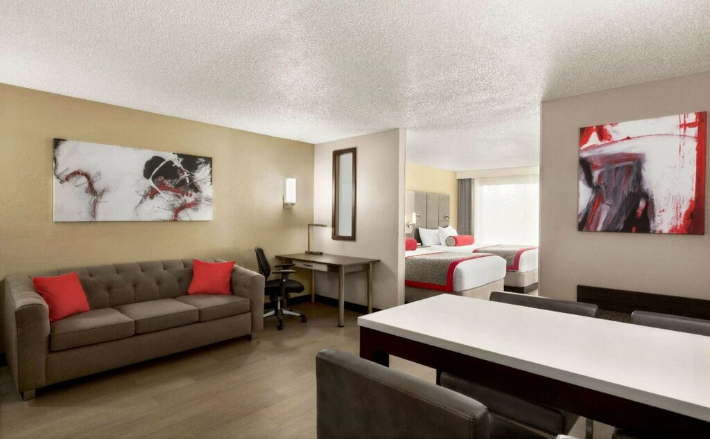 Ramada Suites Orlando International Airport