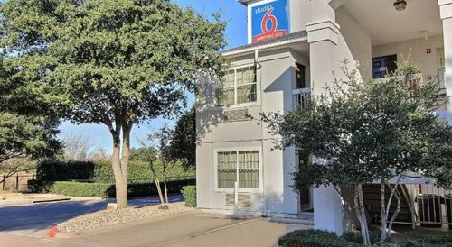 Studio 6 Extended Stay - Austin, TX - Midtown, Book Mini-hotel Austin Greater Austin