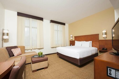 Hyatt Place Des Moines Downtown, Забронировать Отель Де-Мойн Айова