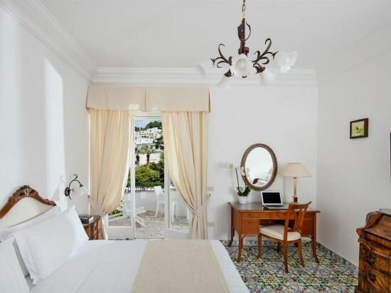 Hotel Syrene