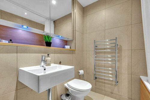 Times Square Apartments, Забронировать Апартаменты/квартира Отели Лондона с парковкой, рядом с Алдгейт Ист, Парковка