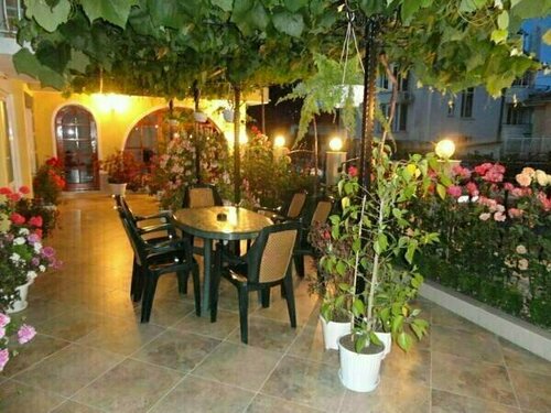 Family hotel Green Home, Забронировать Отель Китен Район Приморско
