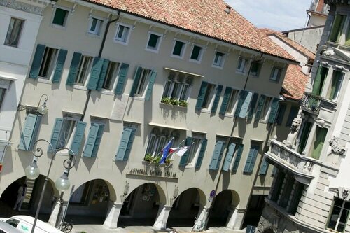 Astoria Hotel Italia, Buchen Sie Hotel Udine Friaul-Julisch Venetien