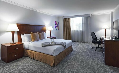 Ontario Airport Hotel and Conference Center