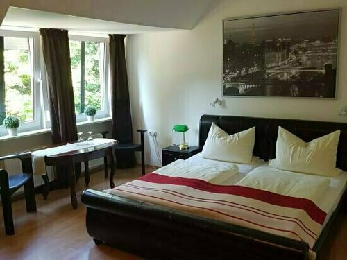 Landhotel garni zur Linde, Забронировать Отель Ратекау Bay of Lubeck
