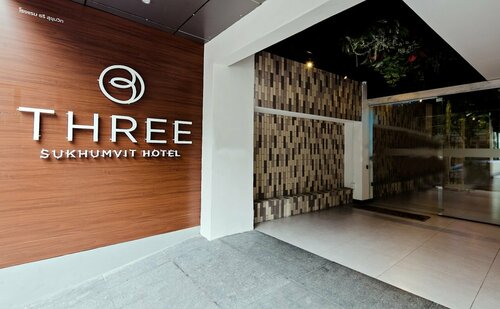Three Sukhumvit Hotel, Забронировать Отель Отели Бангкока 3 звезды, рядом с Улица Сой Ковбой, 3*