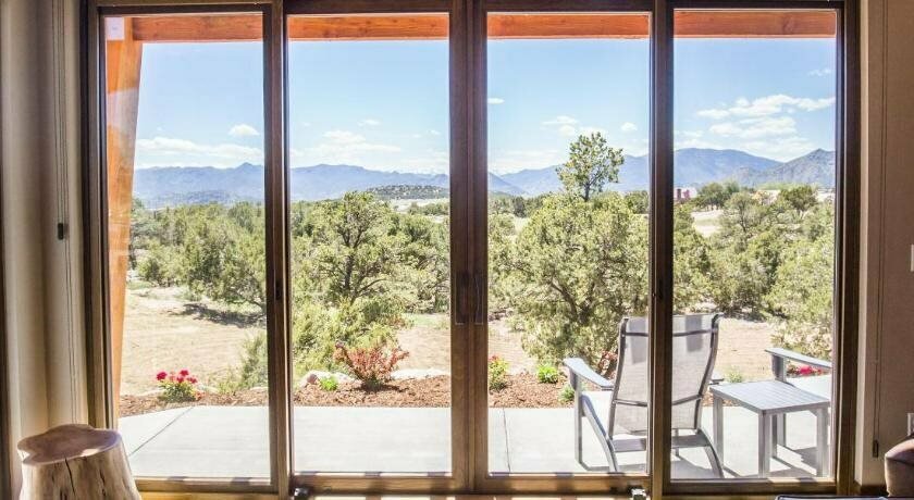 Royal Gorge Cabins