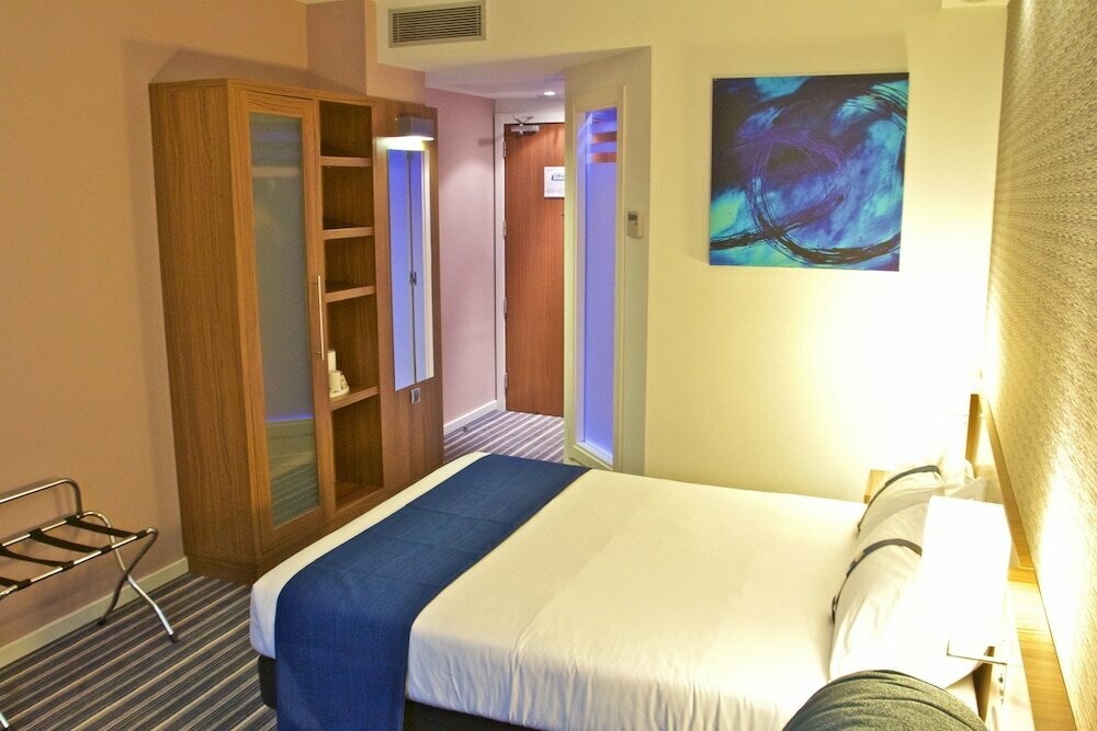 Holiday Inn Express