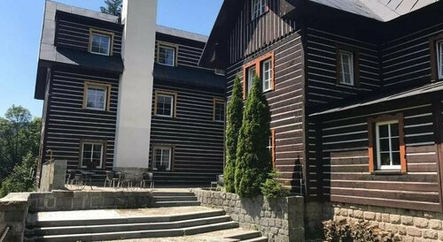 Hotel Tři Růže, Забронировать Отель Шпиндлерув-Млин Краловеградецкий край