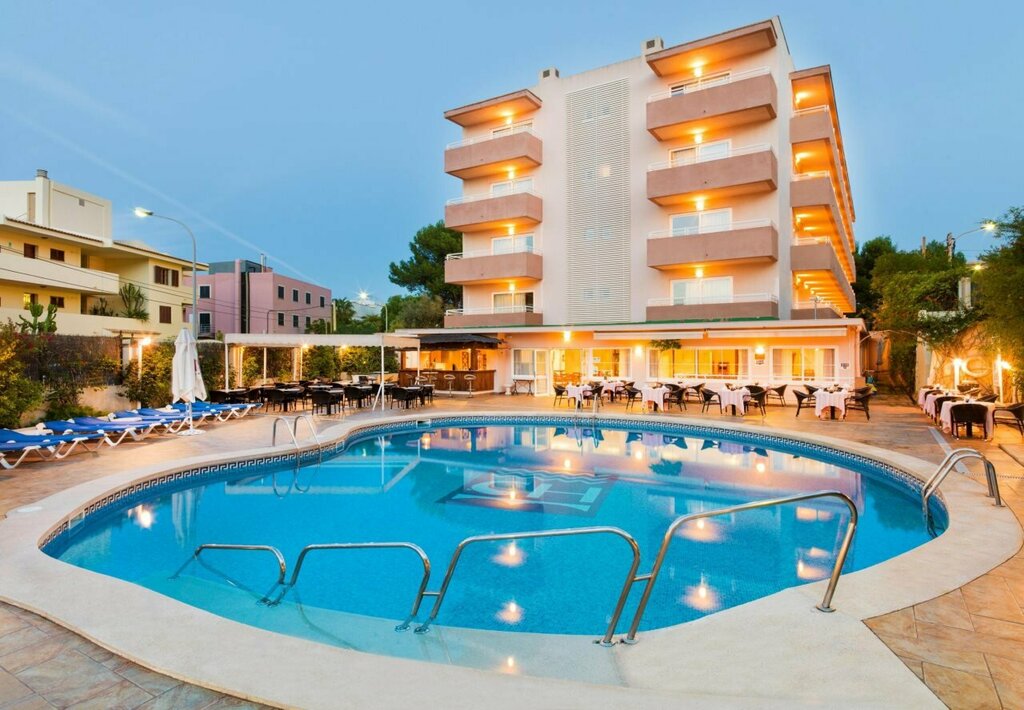 Sky Senses Hotel
