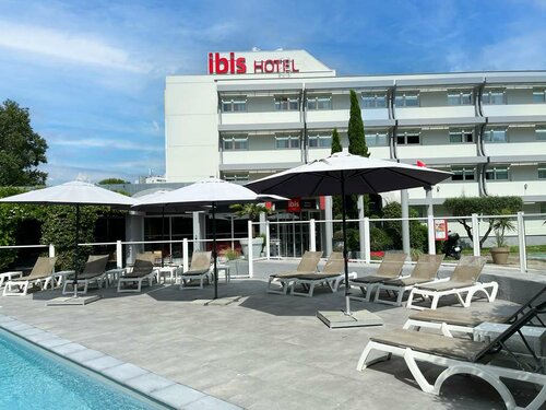 ibis Nîmes Ouest - A9, Забронировать Отель Ним Gard