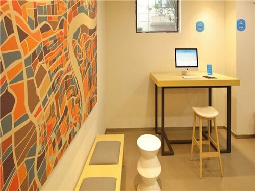 Hanting Hotel Shanghai National Exhibition and Convention Center Jizhai Road, Book Hotel Minhang 