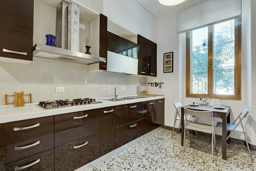 Cozy Apartment with Garden in Dorsoduro, Забронировать Апартаменты/квартира Дорсодуро Венеция, рядом с Порт Венеции