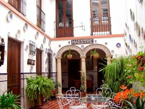 Hotel Maestre, Varaa Hotelli Hotellit Madrid pysäköinnillä, Pysäköinti