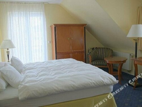 Hotel zur Schwaben-Schänke, Reserva ahora Hotel Renningen Baden-Wurtemberg