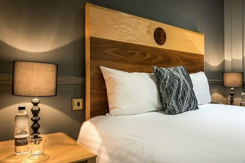 The Swan Hotel, Book Hotel Stafford Staffordshire