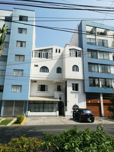 Hotel Residencial Alfa, Book Hotel Hoteller i Lima med parkering, Parkering