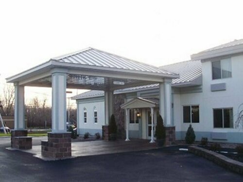 Travel Inn - Watertown NY, Забронировать Отель Уотертаун Штат Нью-Йорк