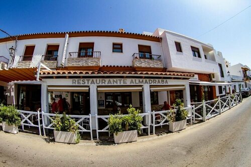 Hotel Almadrabeta, Забронировать Отель Отели Саара-де-лос-Атунес с завтраком, Завтраки