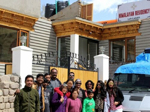 Himalayan Residency, Забронировать Отель Отели Джамму и Кашмира с парковкой, Парковка