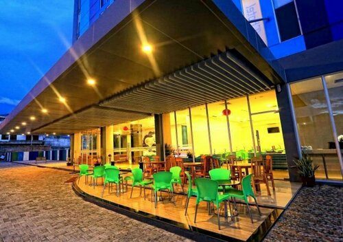 Roa Roa hotel Palu, Prenota Hotel Hotel a Sulawesi con parcheggio, Parcheggio