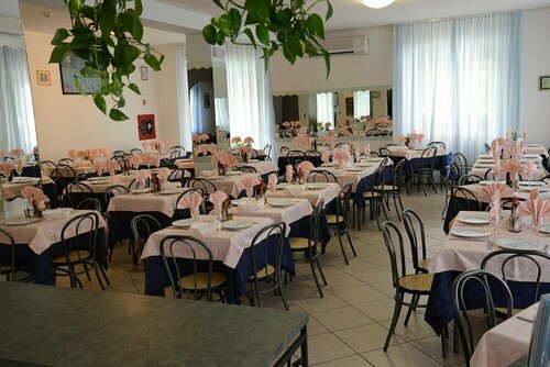 Hotel Trinidad, Забронировать Отель Римини - центр города Римини