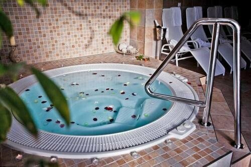 Grand Hotel Senica, Брондау Қонақ үй Senica Trnavský kraj