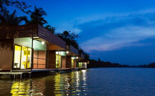 Neenlawat Riverside, Забронировать Курортный отель Ban Tha Kham Сурат Тхани
