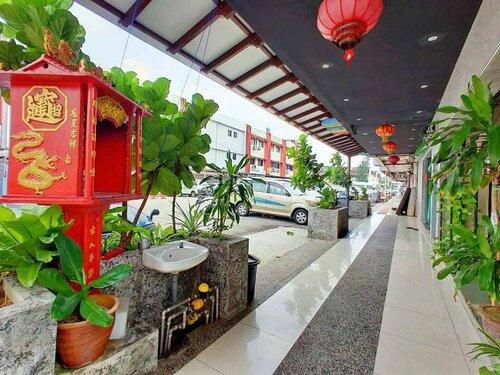 OYO 90114 Home Rest Hotel, Book Hotel Sekudai Johor