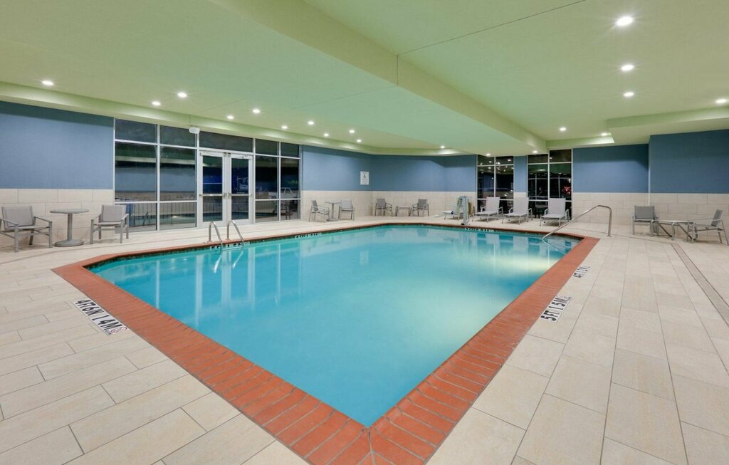 Holiday Inn Express & Suites - Dallas NW HWY - Love Field by IHG