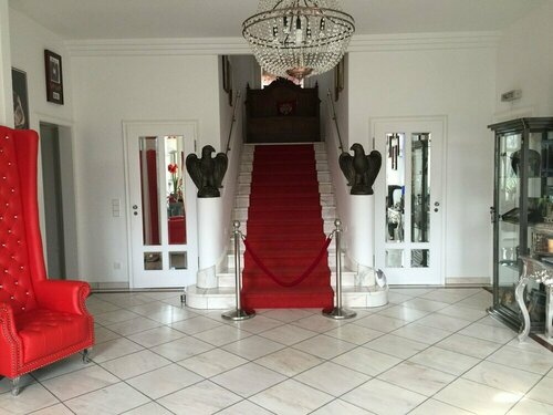 Bed & Breakfast Castle Hollywood, Забронировать Отель Ротенберг Odenwald