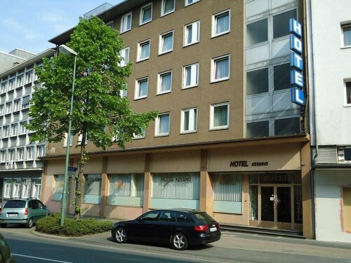 Center Hotel Essen, Забронировать Отель Stadtkern Эссен