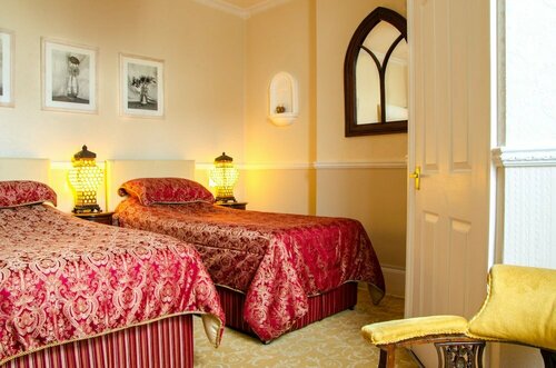 Hedley Villa Guest House, Забронировать Гостевой дом Отели Ройал-Лемингтон-Спа с завтраком, рядом с Potter In, Завтраки