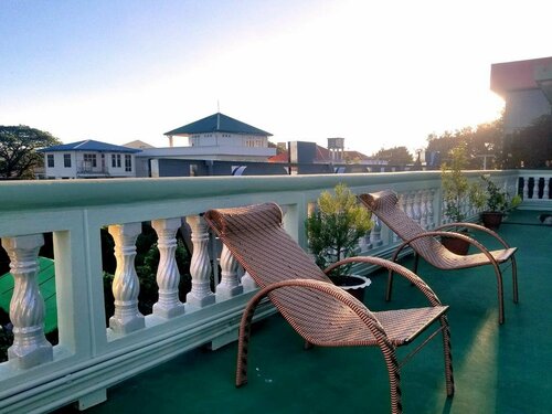 Nawaday Hotel, Reserva ahora Hotel Hoteles en Loikaw con aparcamiento, Aparcamiento