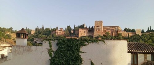 Rosa de Comares, Забронировать Отель Отели в центре Гранады, в центре, Парковка