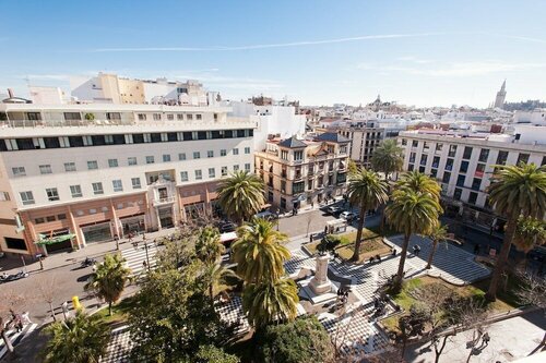 Hotel Derby Sevilla, Забронировать Отель Отели Севильи с парковкой, Парковка