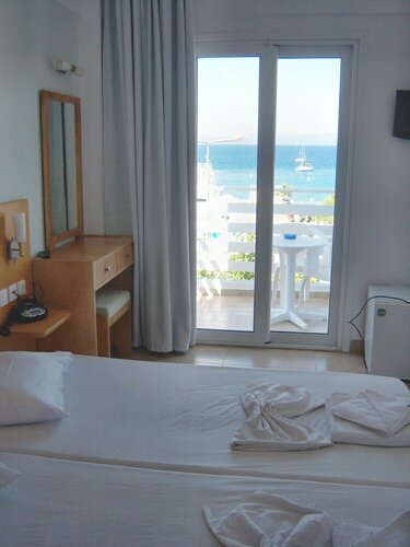 Kos Bay Hotel, Забронировать Отель Отели острова Коса с парковкой, рядом с Мечеть Лоджии, Парковка