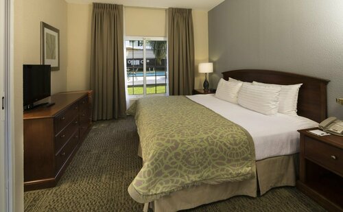 Staybridge Suites Monterrey San Pedro, an IHG Hotel, Buchen Sie Hotel Garza García Monterrey