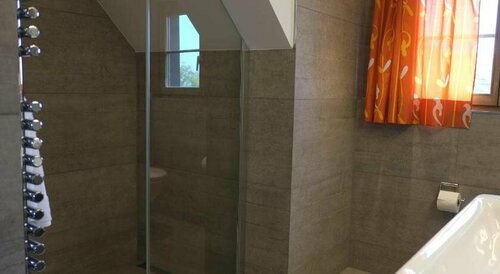 Hotel Brauerei Frohsinn, Забронировать Отель Арбон Тургау