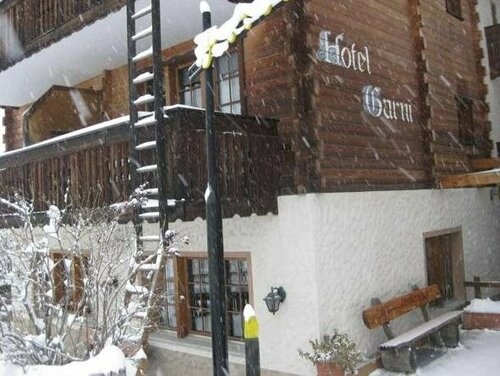 Hotel Garni Kronig, Book Hotel Zermatt Zermatt