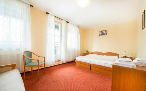 Hotel Ostry, Boek Hotel Zelezna Ruda 