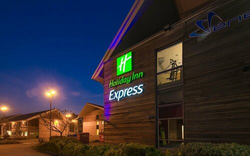Holiday Inn Express Milton Keynes by IHG, Забронировать Отель Милтон-Кинс Бакингемшир